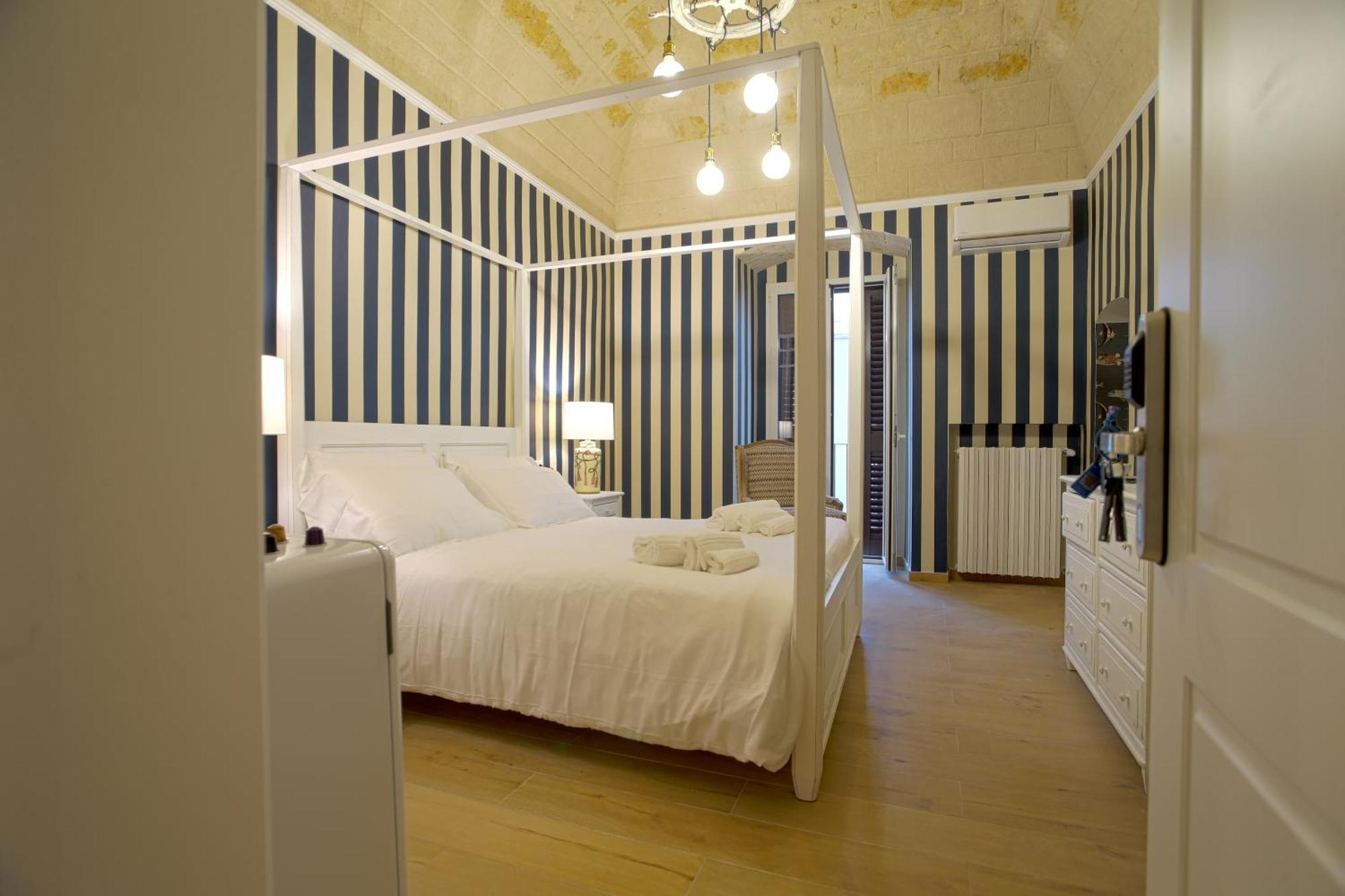 Le Residenze Del Capitano Hotel บารี ภายนอก รูปภาพ