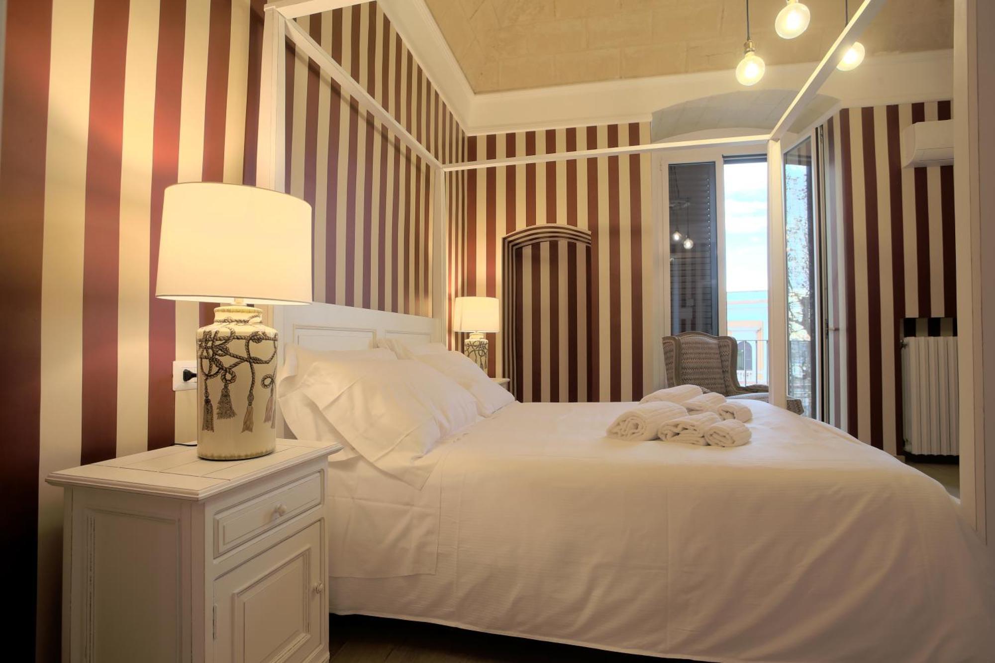 Le Residenze Del Capitano Hotel บารี ภายนอก รูปภาพ