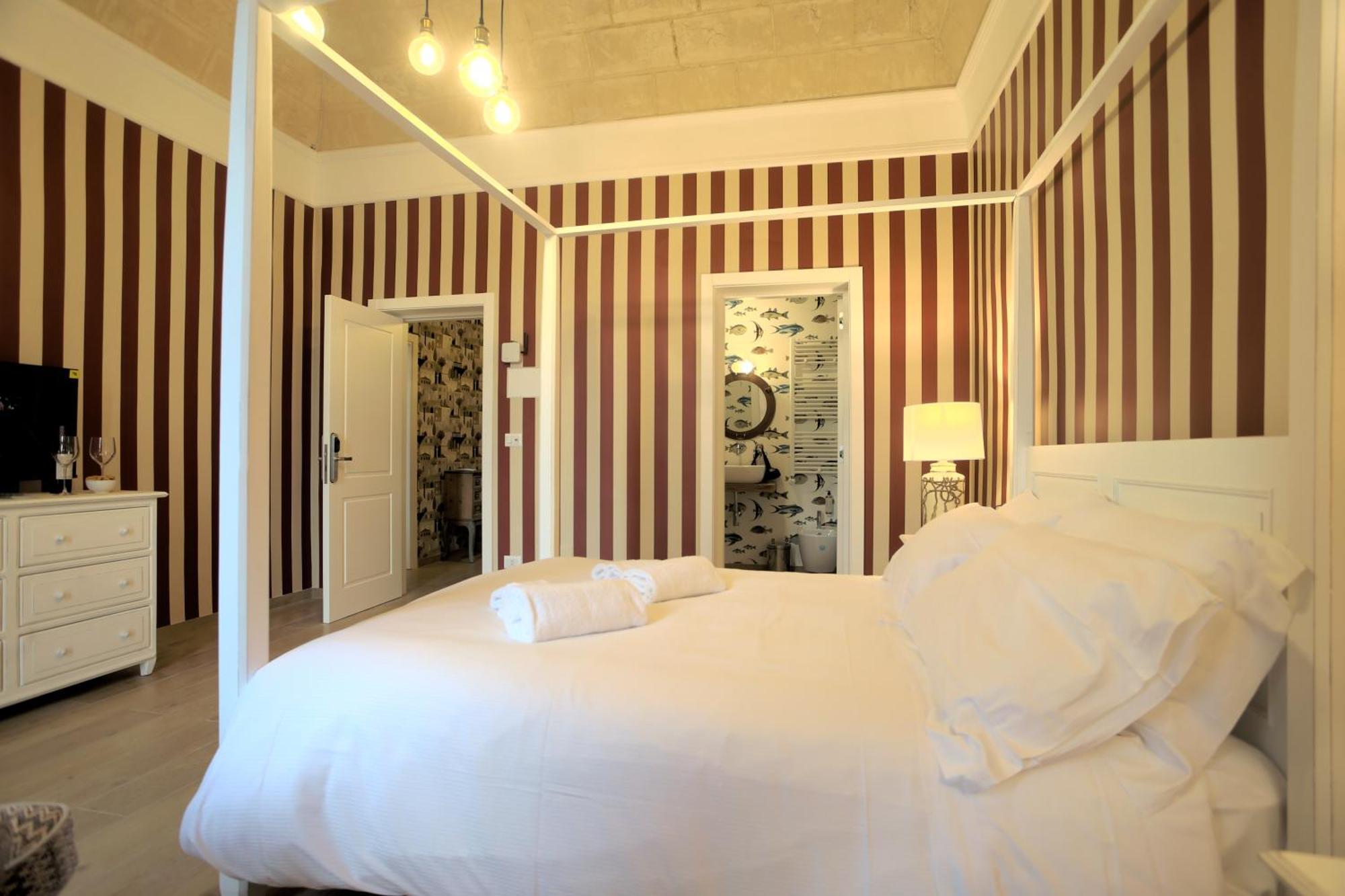 Le Residenze Del Capitano Hotel บารี ภายนอก รูปภาพ
