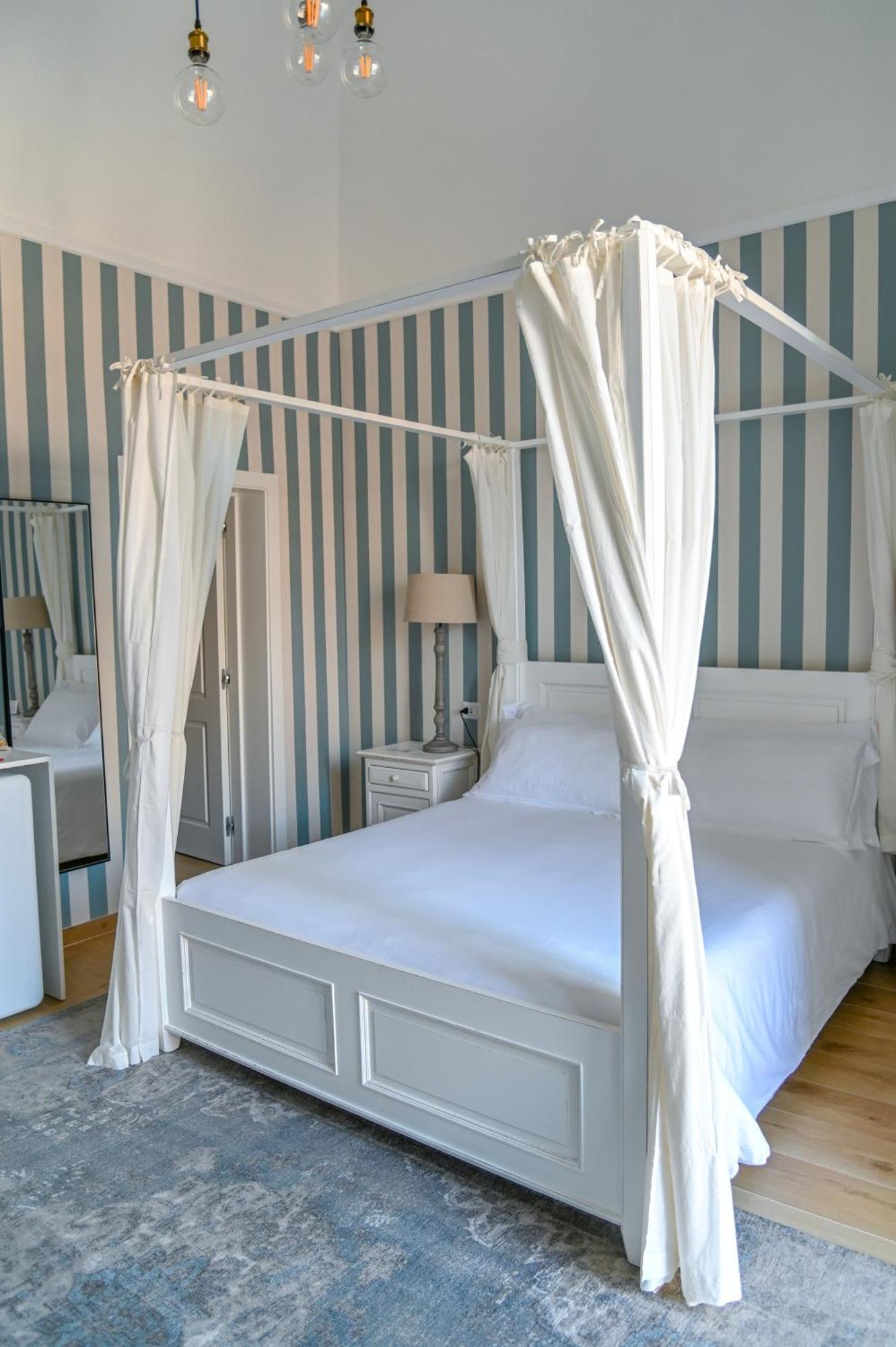 Le Residenze Del Capitano Hotel บารี ภายนอก รูปภาพ