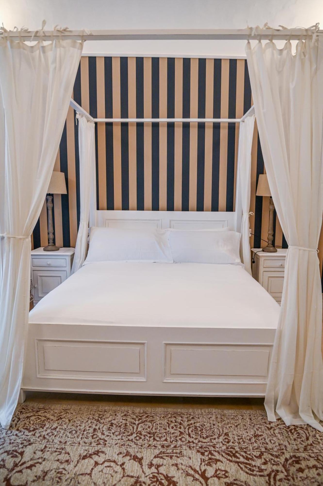 Le Residenze Del Capitano Hotel บารี ภายนอก รูปภาพ